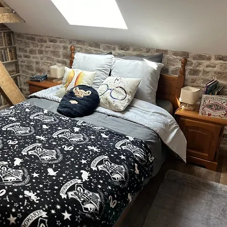 فندق مبيت وإفطار Le Terrier Du Sorcier Floyon